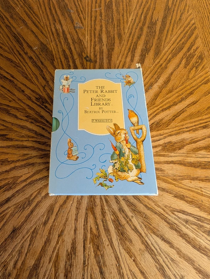 The Peter Rabbit and Friends Library-Beatrix Potter 1992 Box Of 7 Books Foto 2 de 3