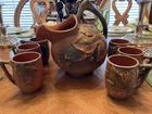 ROSEVILLE BUSHBERRY PITCHER & 6 CUPS: ART POTTERY: RUSSET BROWN: 1325: ANTIQUE
