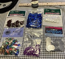 Star Sequins325,75 Sequin Pailette,44 Beads,10 Ribbon Bows,6 Ribbon Roses,750 Bl