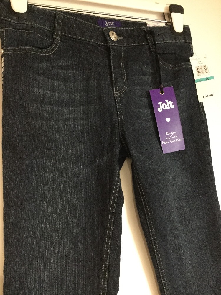 Picture 3 of 12