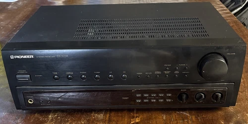 Pioneer SX-303R Vintage 2 Channel AM FM Stereo Receiver CD Phono Sounds Great!