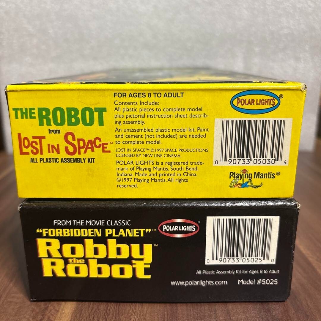 Lost in Space Robot & Robbie the Robot Plastic Model SET OF 2 LOST