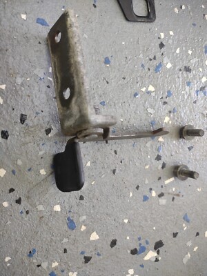 87-89 Nissan 300zx Z31 VG30 OEM Hood Latch & Release (84-86?) | eBay