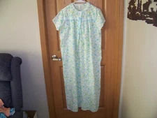 VTG WOMENS JC PENNEY GAYMODE NIGHTGOWN SZ LARGE LIGHTWEIGHT COTTON BLEND CLEAN!