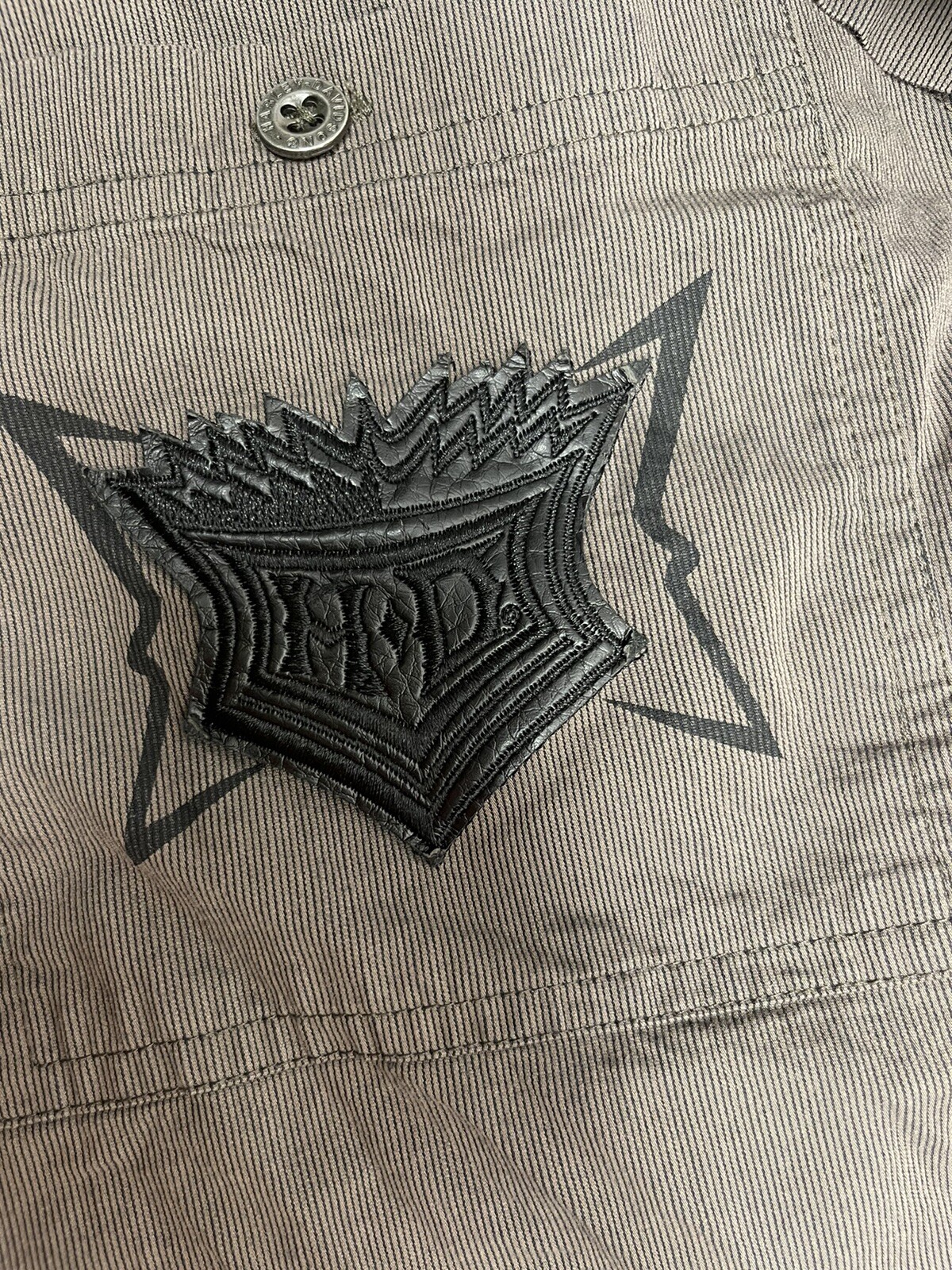 Picture 2 of 7