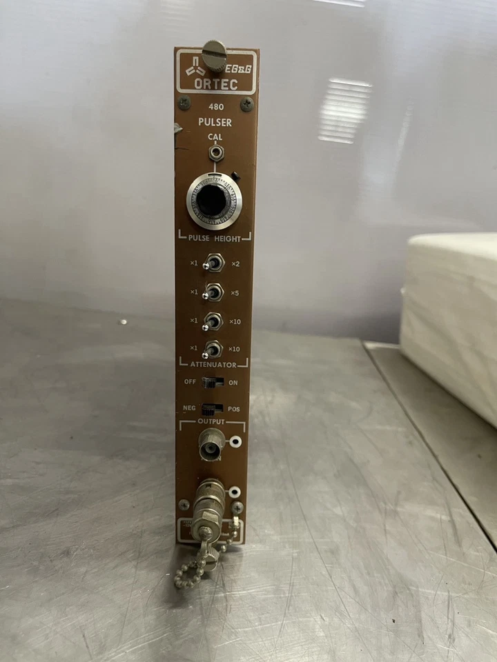 EG&G ORTEC 480 Pulser NIM Bin Modul - Preis pro Stück (1 Stück) - Bild 3 von 4