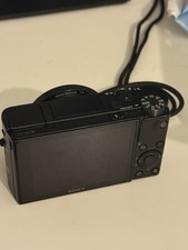 Sony Cyber-shot DSC-RX100 VI 20.1MP Compact Digital Camera with SD Card and Bag