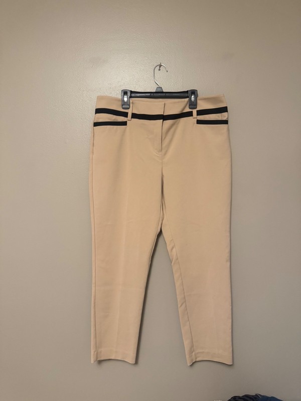 NY&C 7th Avenue Design Studio Pants Size 12 Beige Slim Ankle