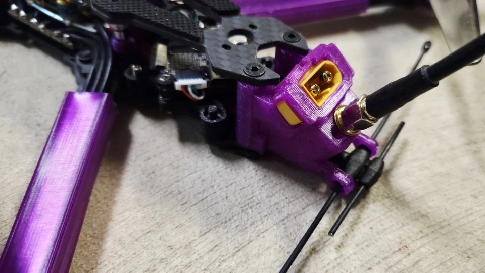 PRO 7" FPV Drone – 6S Long Range Build w/ Wide Angle DJI O4 + 6S 4000mah Li-ion! - Image 4 of 4