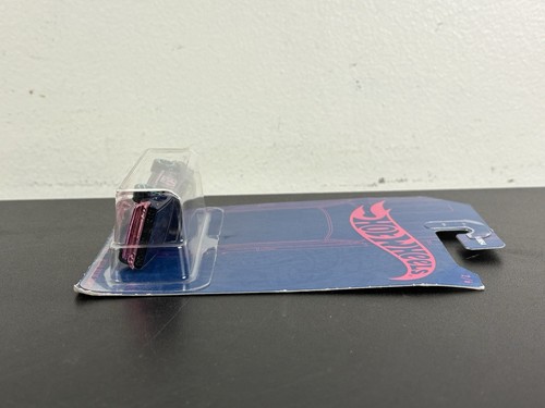 Hot Wheels 2022 HW 54th Anniversary Blue & Pink 2/6 Nissan Skyline 2000 GT-R - Imagen 4 de 6