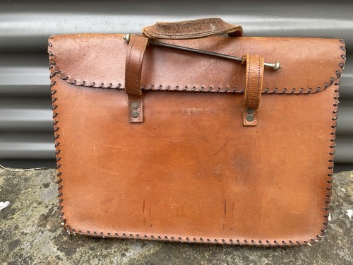 HANDMADE VINTAGE LEATHER BAG DOCUMENTS IRISH IRELAND PRISON ?? HANDLES Troubles