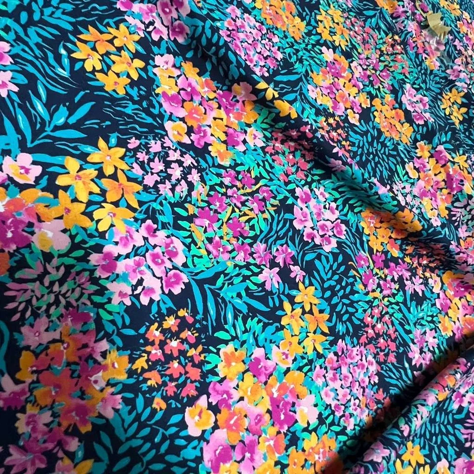 Hojas de neón y flores rosadas tela elástica 60" de ancho traje de baño spandex por yarda Foto 3 de 4