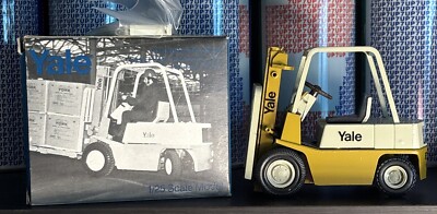 Yale Die-cast engineering model N°299 GP 040R-050R Series [ 1/25 ] / Conrad
