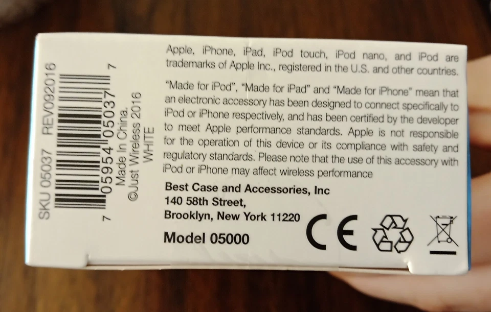 Just Wireless 5ft USB Charge & Sync Cable For Apple Iphone 4/4s, Ipad 3rd, Ipod - Imagem 3 de 3