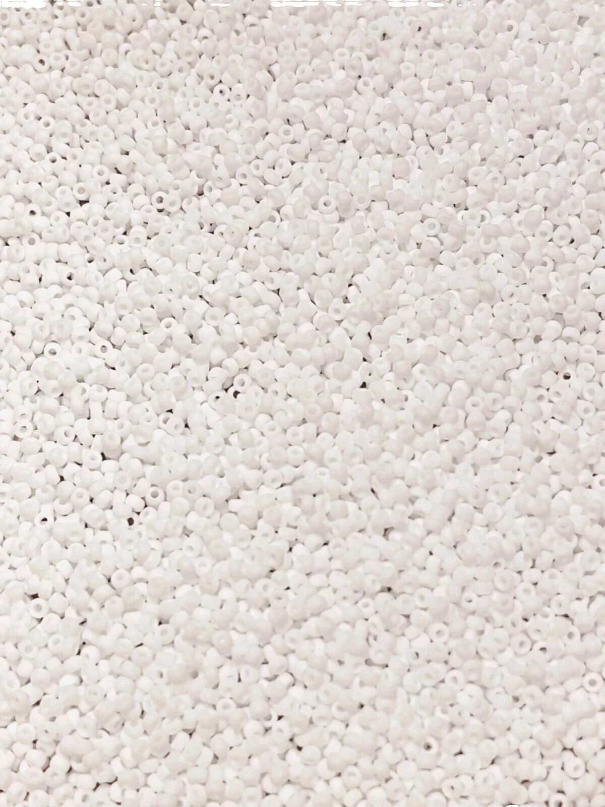 Contas para montagem de bijuterias e Miyuki Branco