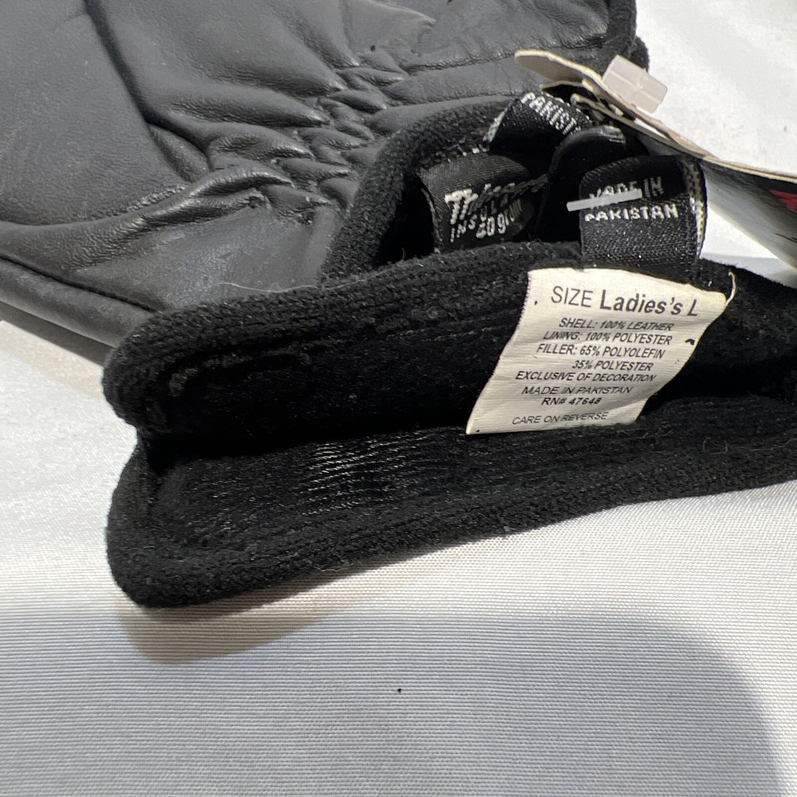 WOMENS THINSULATE INSULATION 40 GRAM FLEECE LINED GLOVES BLACK, Size