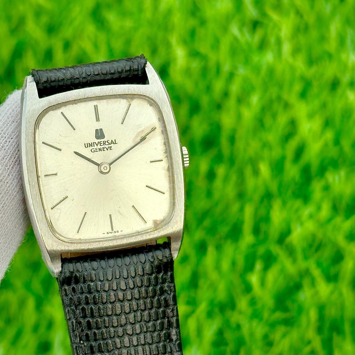 Vintage Universal Geneve Tank Cal-42 Manual Winding Men's Vintage Universal Geneve Tank Cal-42 Manual Winding Men's