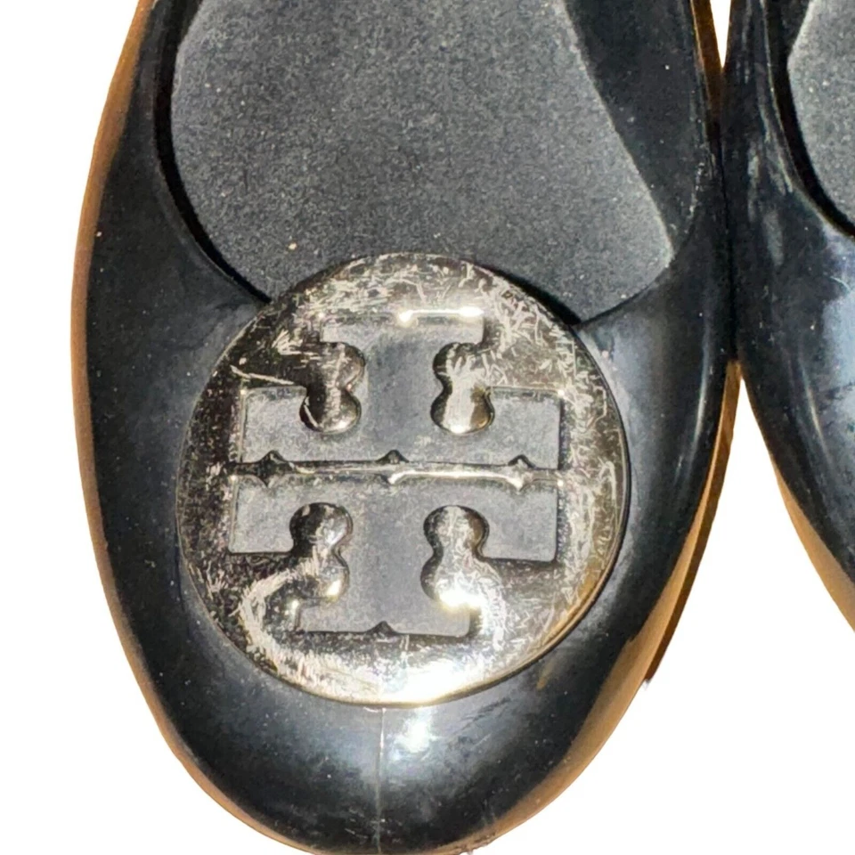 Zapatos planos de ballet de viaje Tory Burch Reva para mujer talla 7 azul marino gelatina sin cordones Foto 2 de 4