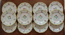 Servizio 12 piatti piani ceramica Bassano ? maiolica decoro fiori epoca  vintage