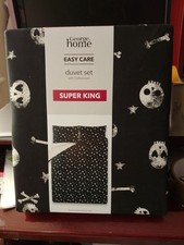 Skulls & cross Bones (black & white) duvet cover- super king