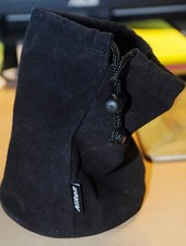 Aksamitna torba na obiektyw Nikon (okrągła 105 mm wysokości 155 mm)