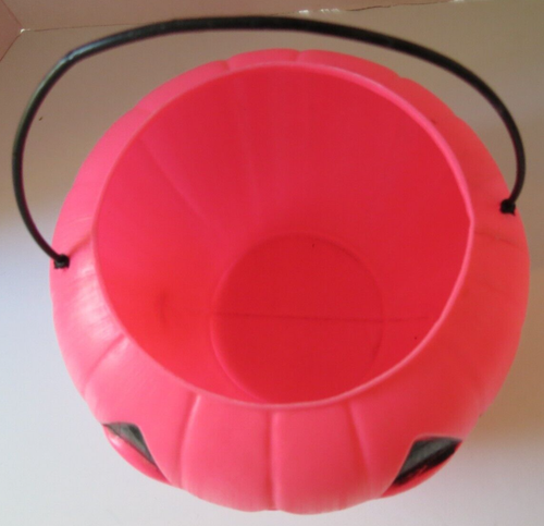 General Foam Plastics Pink Pumpkin Blow Mold Halloween Trick or Treat Bucket - Picture 6 of 6