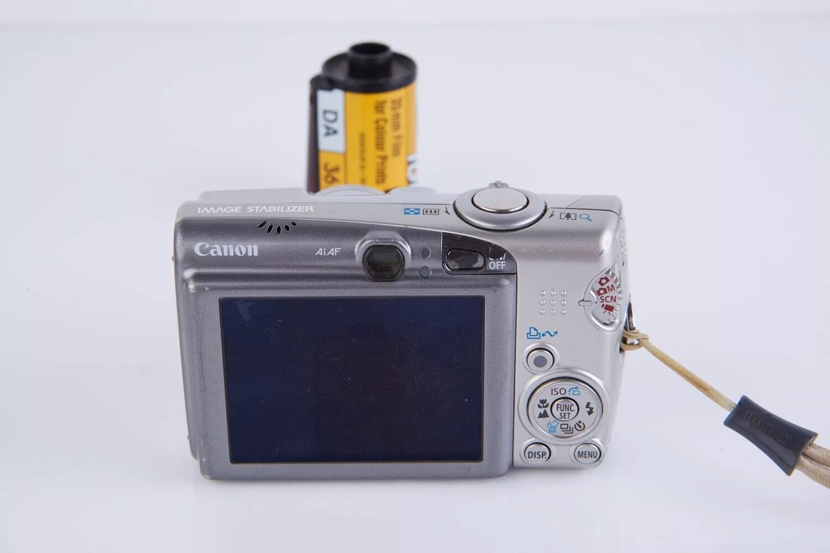Canon IXUS 950 IS 8.0MP 4x Optical Zoom CCD Digital Camera