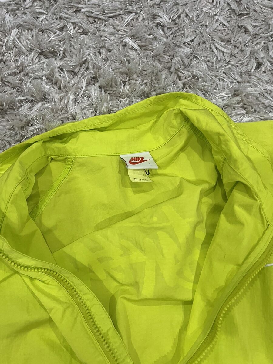 STÜSSY X NIKE WINDRUNNER Jacket (OFF NOIR) LIME Size L 100 STÜSSY X NIKE WINDRUNNER Jacket (OFF NOIR) LIME Size L 100
