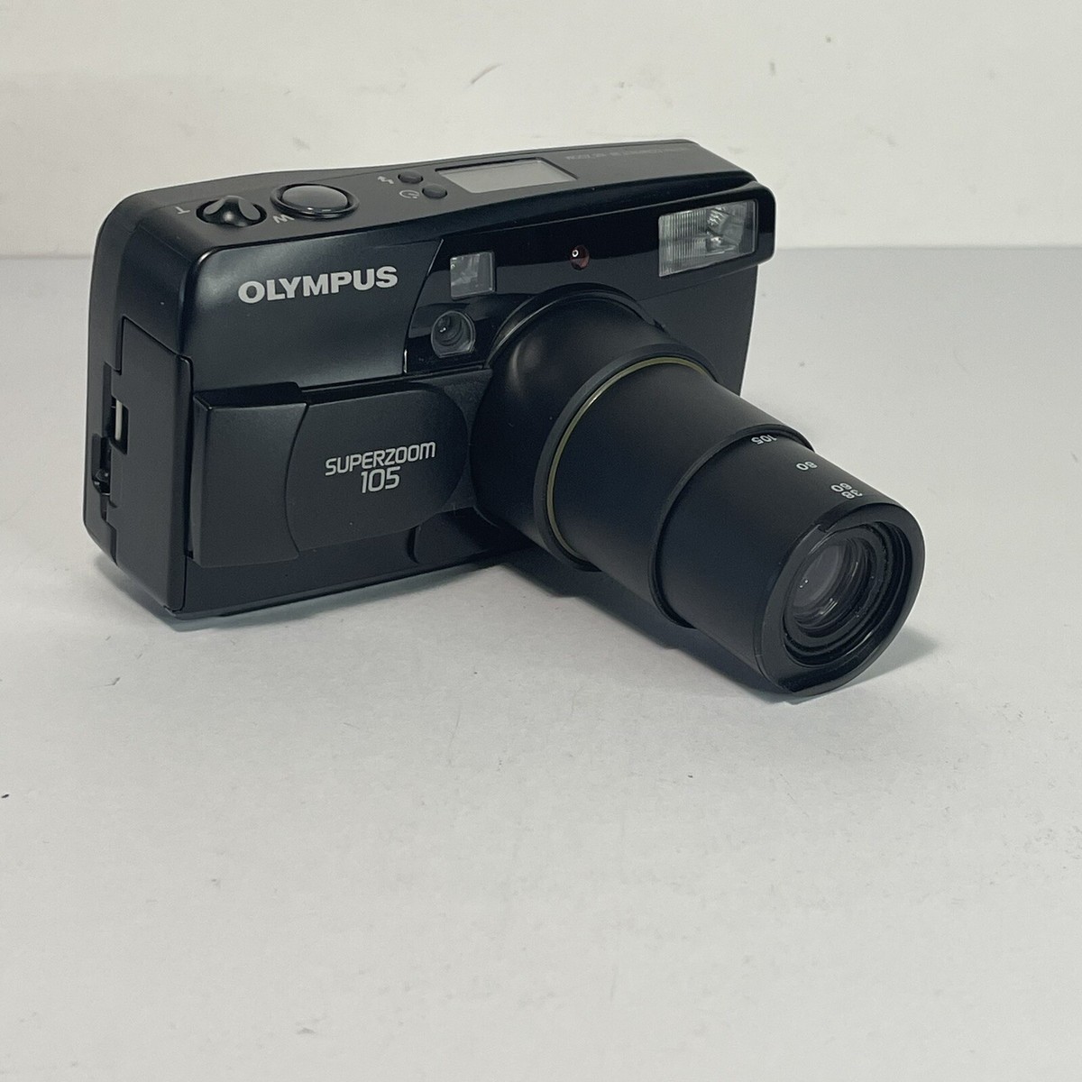 Olympus Superzoom 105 AF 35mm Film Camera Zoom 38 - 105 mm With