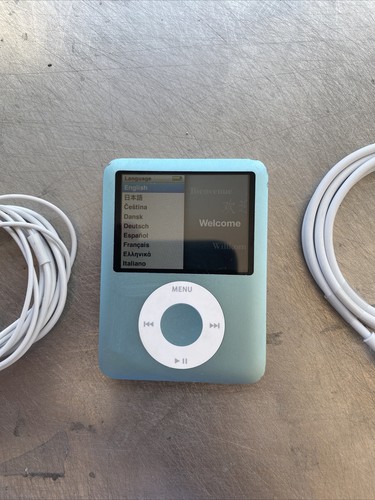 ipod nano 3rd generation 4gb Blue New Battery New LCD