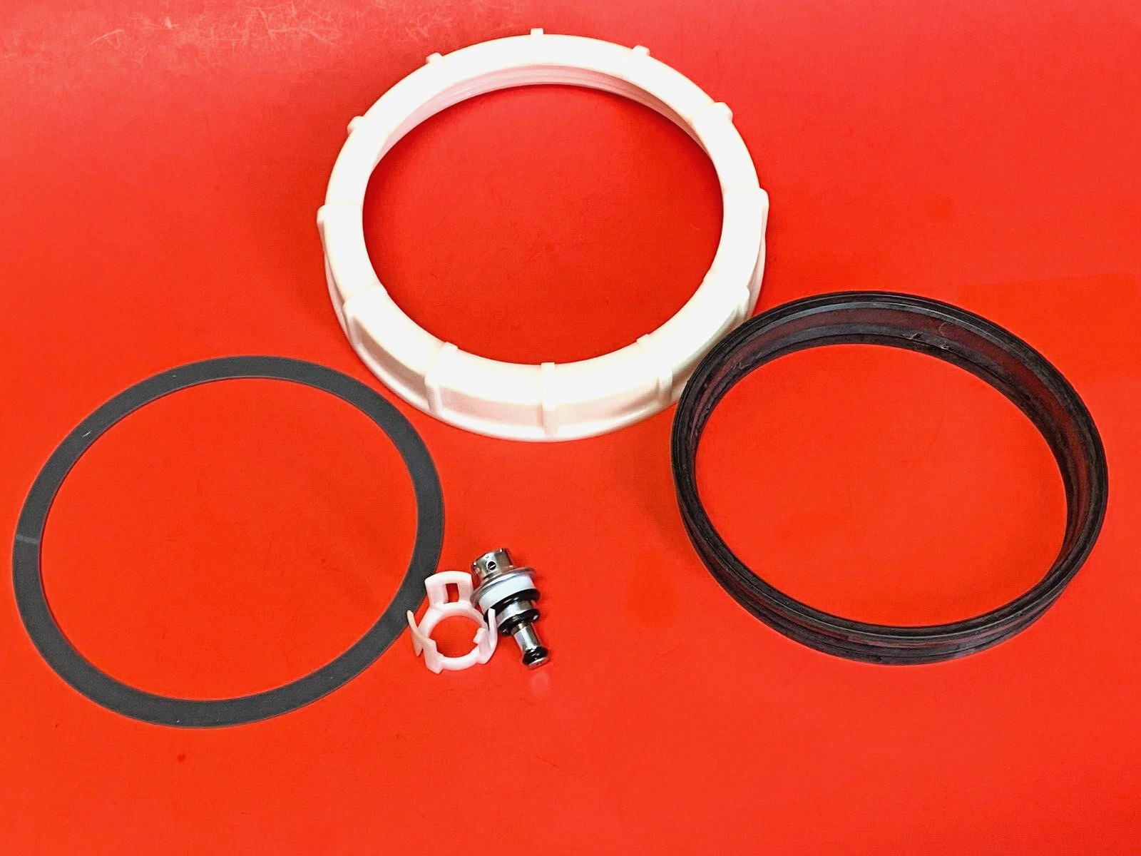 Fuel Injection Pressure Regulator Denso 5000-9G14 , PR380 FOR HONDA Civic 1.8L