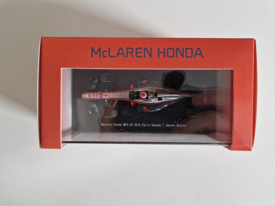 Pulsante Ebbro 1/43 McLaren Honda Mp 4/30 J. - inizio stagione 2015 - 45325 - Immagine 2 di 4