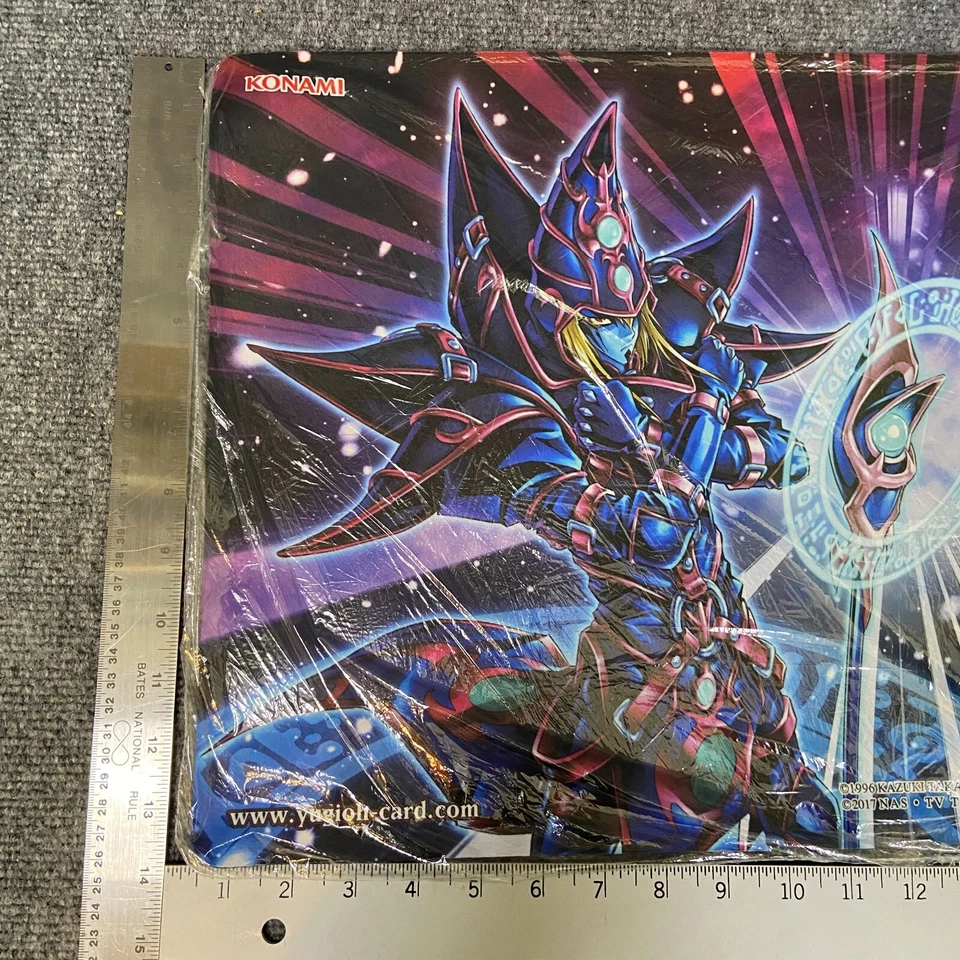 YuGiOh! Alfombra de juego MAGICIAN OF CHAOS JUECES 2009 2019 alfombra de juego 14"x24" promoción sellada Foto 4 de 4