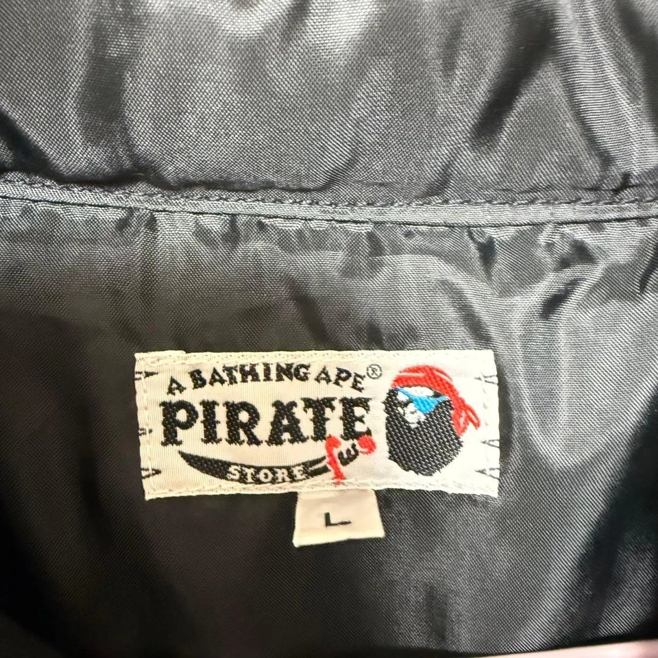 A BATHING APE PIRATE DOWN Vest L Black Lightweight Used - Image 3 of 4