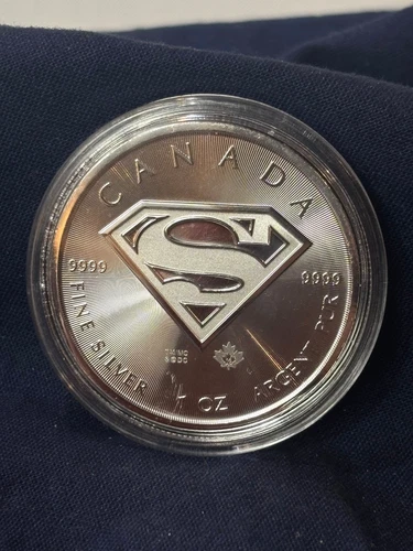 .999 Fine Silver 1 Oz Round 2016 SUPERMAN Maple Leaf 5 Dollar Coin