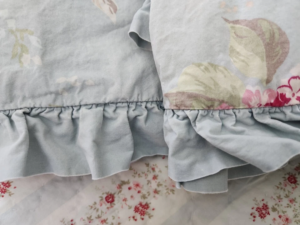 SIMPLY SHABBY CHIC KING HYDRANGEA FLORAL DUVET & PILLOW SHAM SET - Image 2 of 4