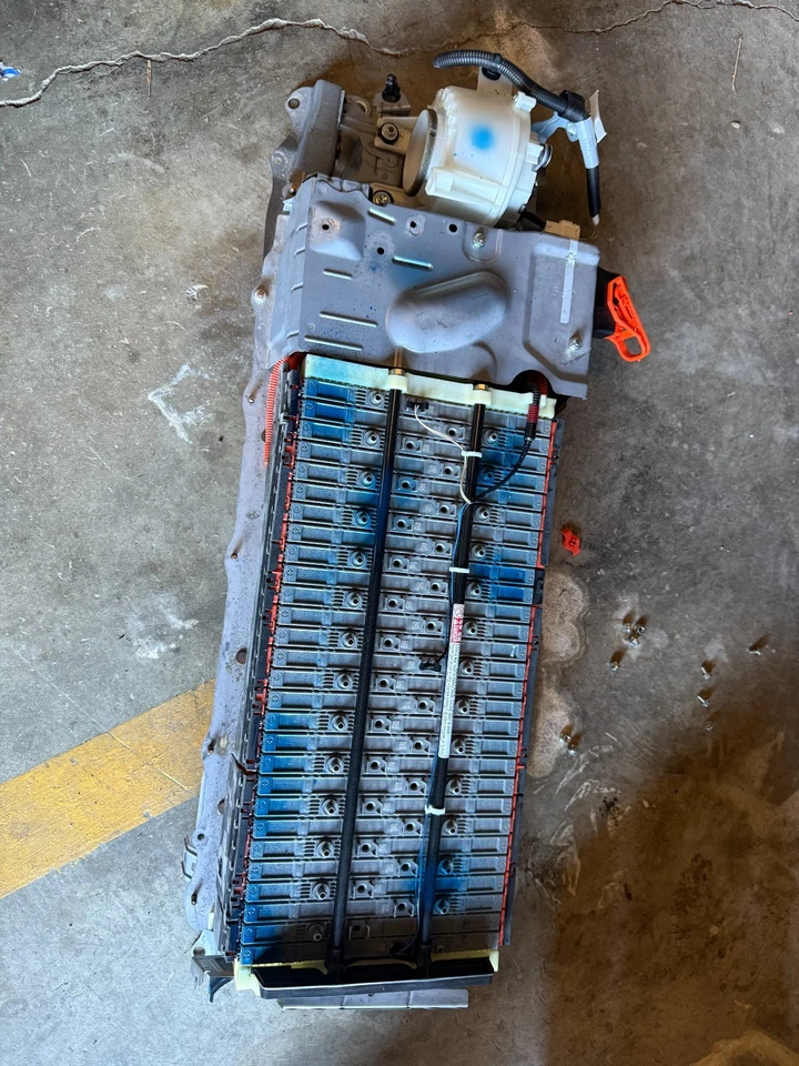 TOYOTA PRIUS HYBRID OEM 2010-2015 CONJUNTO ACUMULADOR DE BATERÍA HÍBRIDO Foto 3 de 4