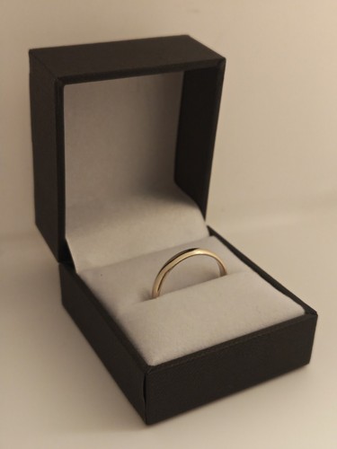 10K Solid Gold Ring Size 9