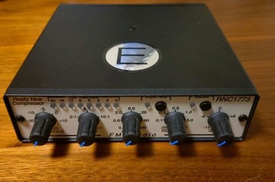 FMR Audio RNC1773E Compressor w/all accessories included AC100V