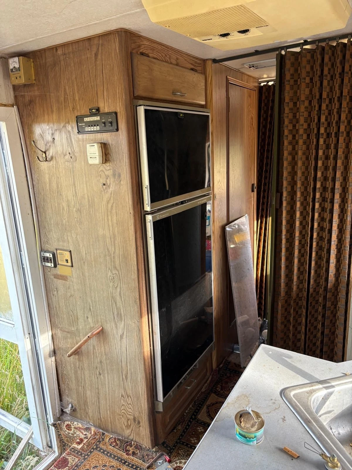 American Motor Home Dolphin 2760 7.2 V8 1987 Spares or Repair - Picture 8 of 17