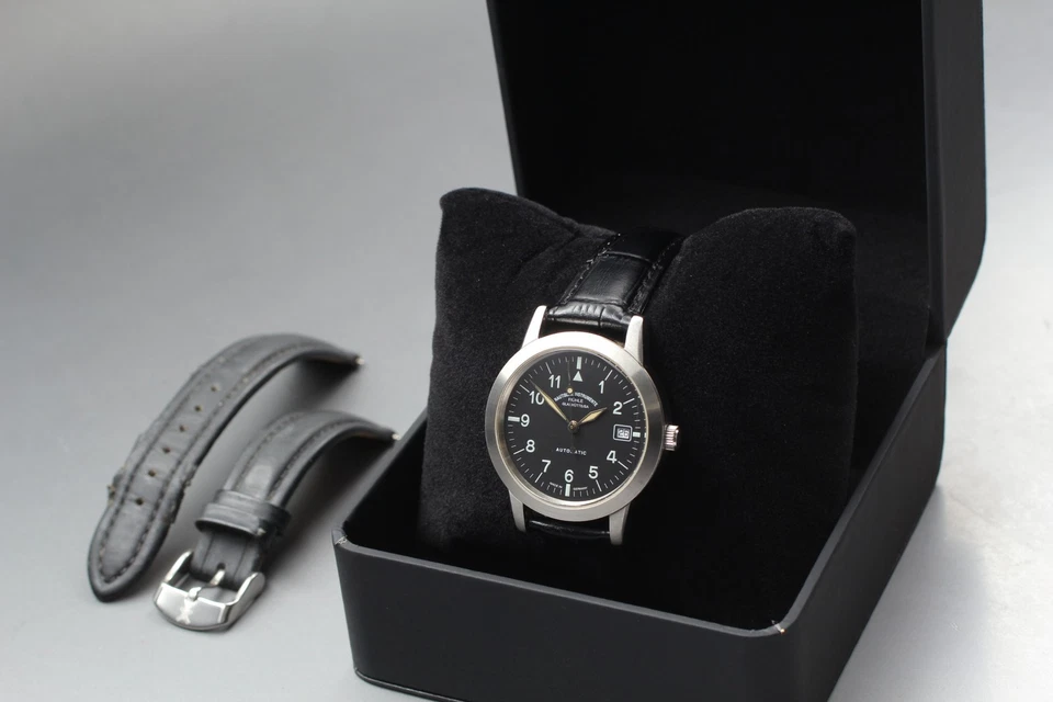 Reloj para hombre Muhle Glashutte M1-26-10 línea deportiva esfera negra fecha automático 37 mm Foto 2 de 4