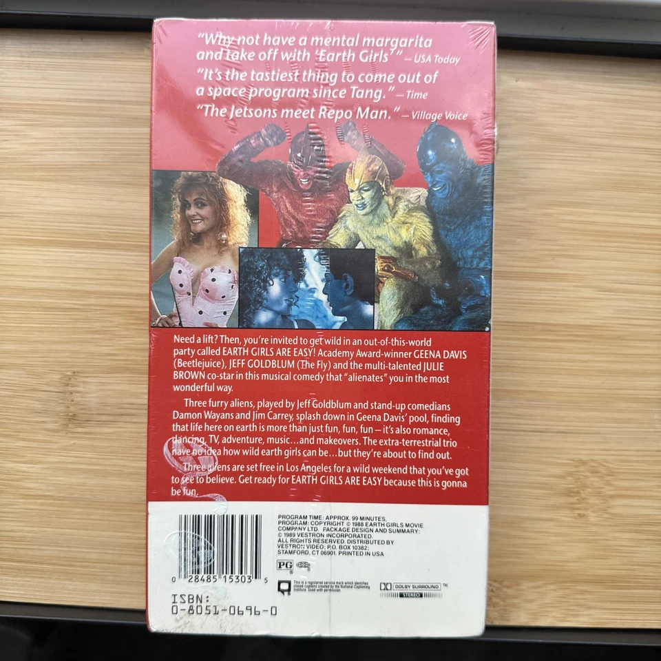 Earth Girls Are Easy VHS 1995  Watermarks Vestron Jeff Goldblum Jim Carey Comedy - Image 4 of 4