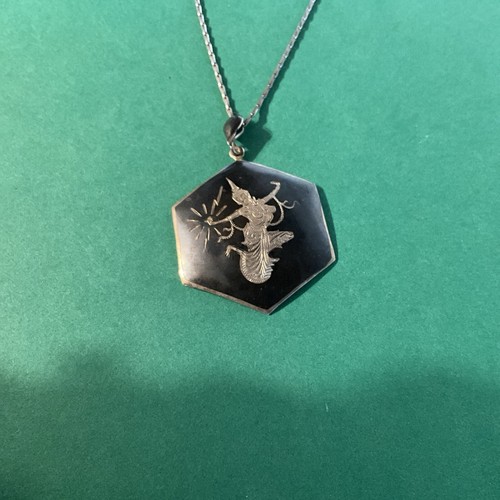 COLGANTE Y CADENA JAPONESA GRABADA EN PLATA DE LEY/NEGRO PARA DAMA - Imagen 8 de 12