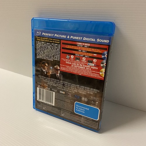 Men In Black 3 (Bluray + Digital, 2012) Sci-Fi Aliens - Region B & C - Picture 2 of 9