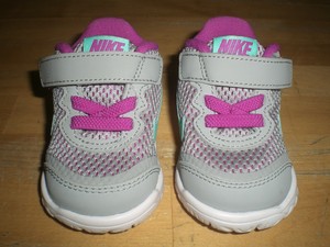 baby girl nike shoes