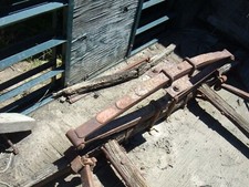 MUELLE TRASERO PARA PLATAFORMA CARRO TIRADO POR CABALLOS 1 1/2" X 10" X 35 1/2"