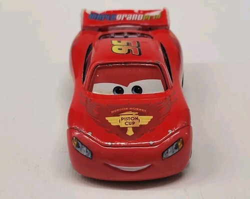 Disney Pixar Cars Lightning McQueen World Grand Prix Die-cast - Combine Postage - Picture 2 of 10
