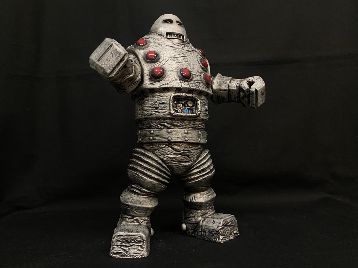 Ultraman Leo Robot Kaiju Gamerot Art Statue ロボット怪獣