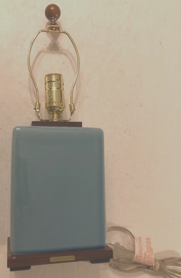 Ralph Lauren Home Porcelain Ceramic Table Dresser Lamp Aqua Blue 2017 Crazing - Image 2 of 4