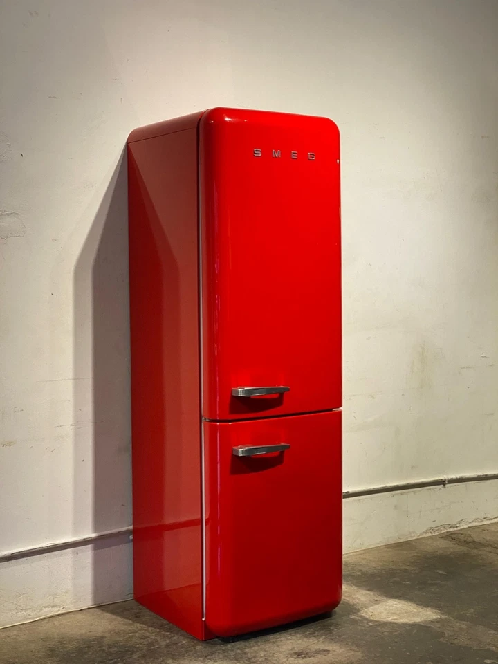 SMEG REFRIGERATOR  - Image 2 of 4